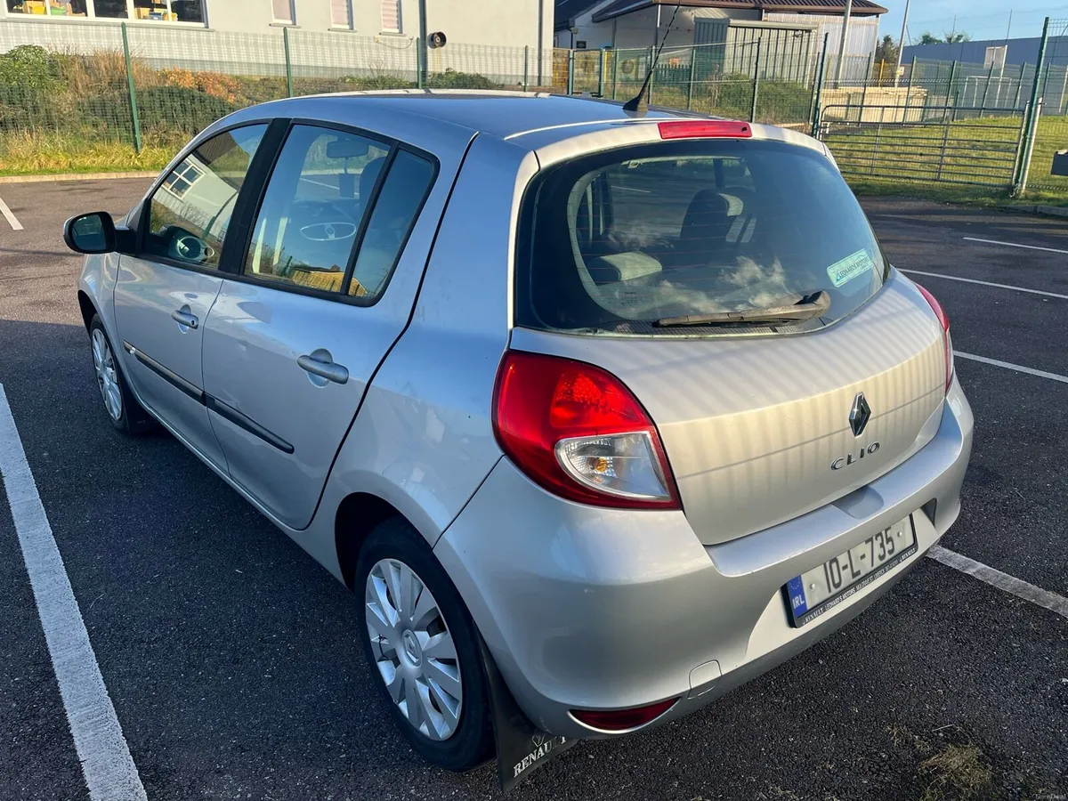Renault Clio - Image 4