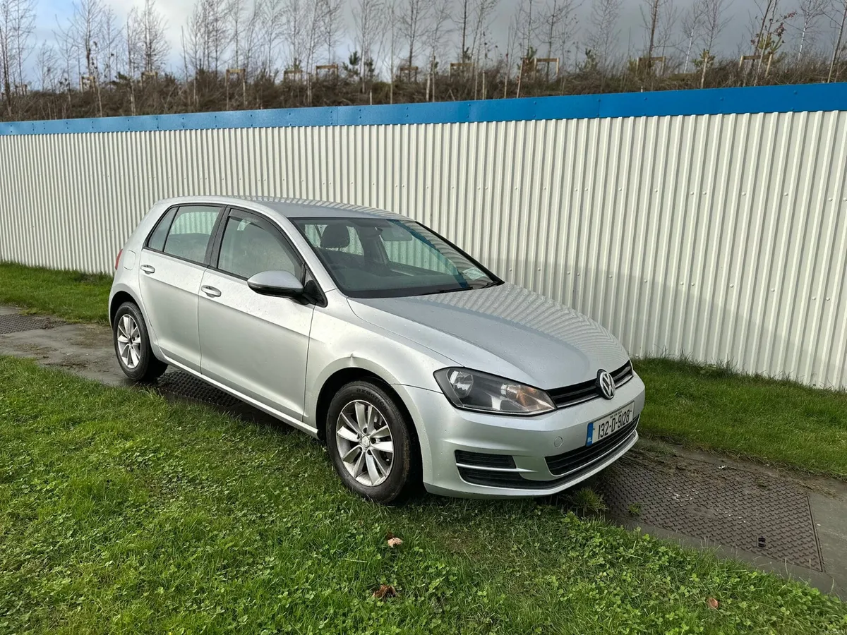 Volkswagen Golf 2013 - Image 2