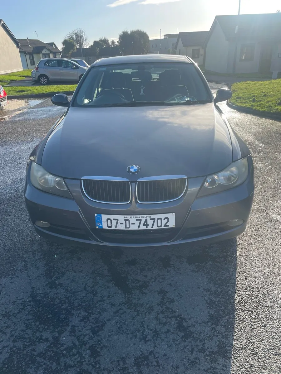 BMW 3 Series - Image 1