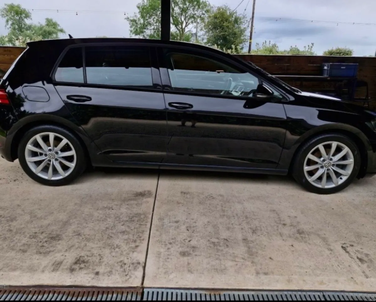 2018 Volkswagen Golf GT 2.0 TDI Manual 5dr - Image 2