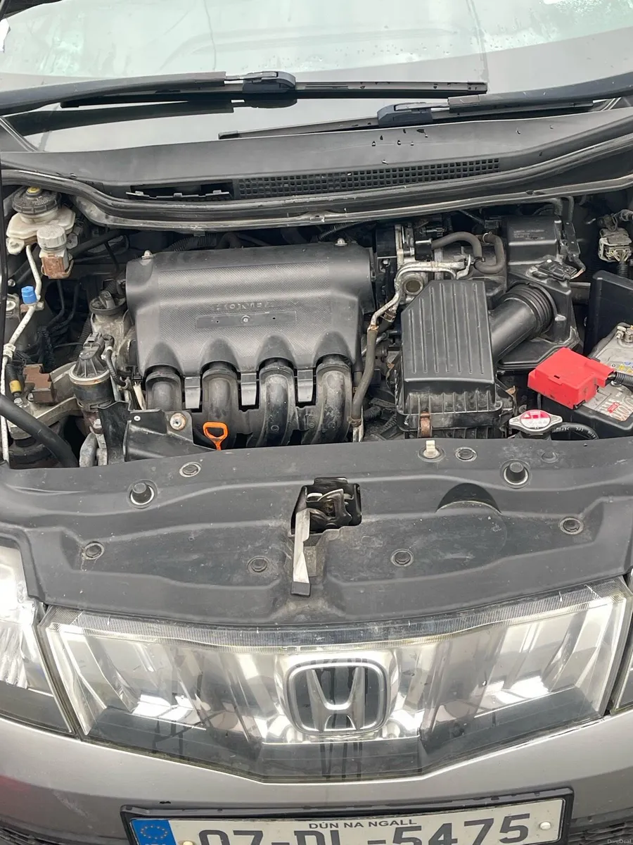 Honda Civic 2007 - Image 2