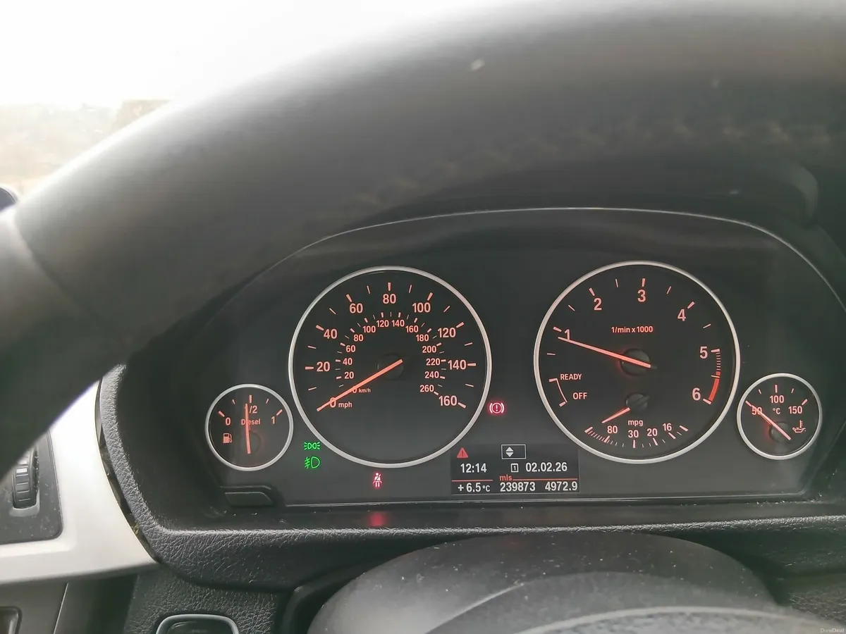 BMW 3-Series 2012 - Image 4