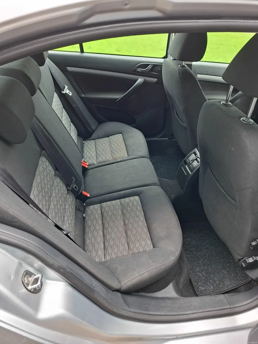 Skoda Octavia 2012 - Image 4