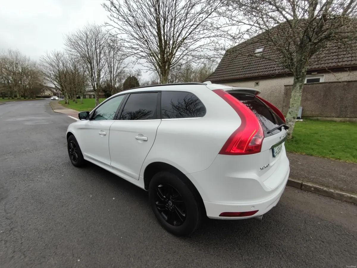 Volvo XC60 NCT+Tax+New Timing B.+Low Mileage - Image 2
