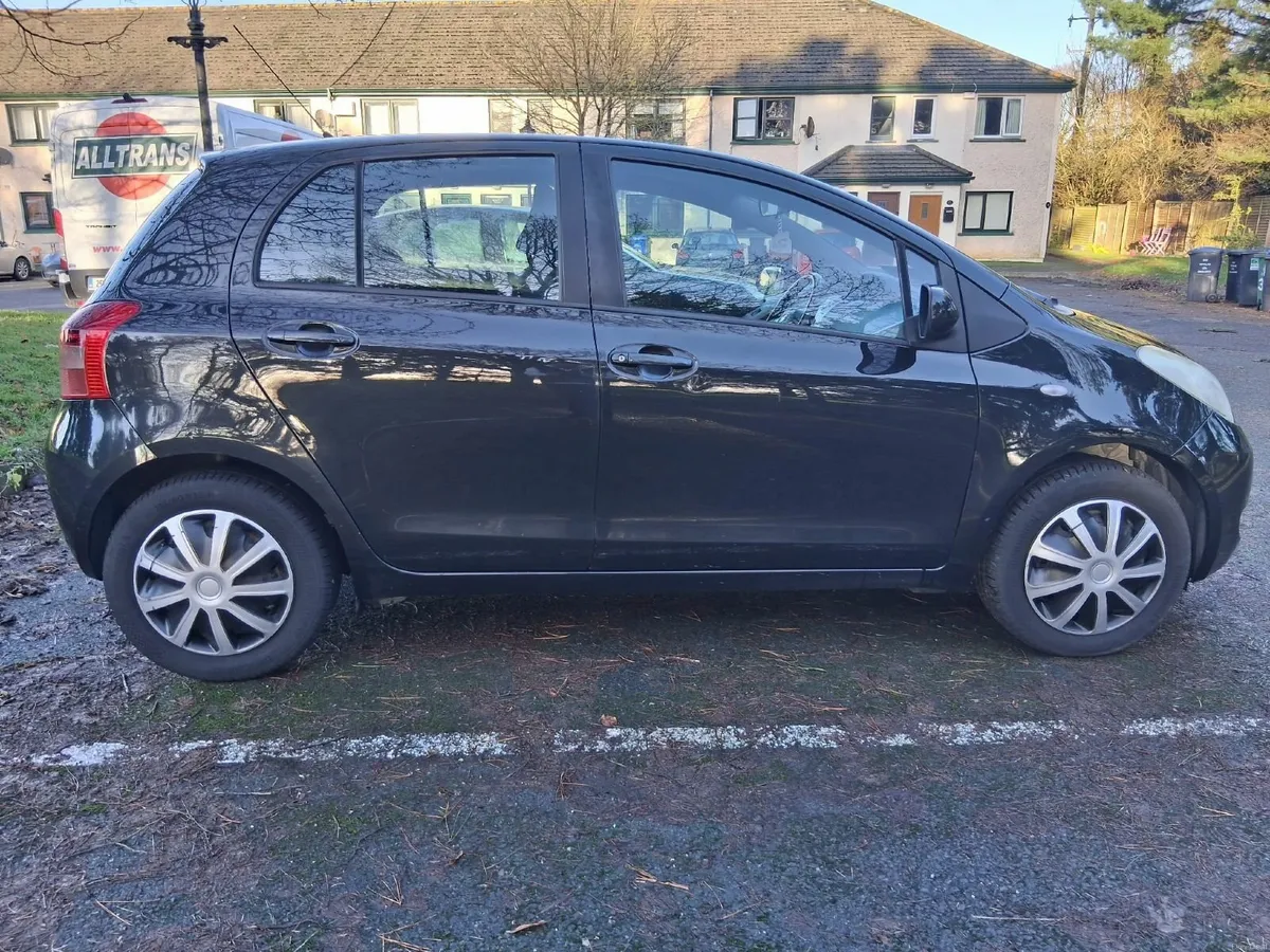 Toyota Yaris 2007 - Image 4