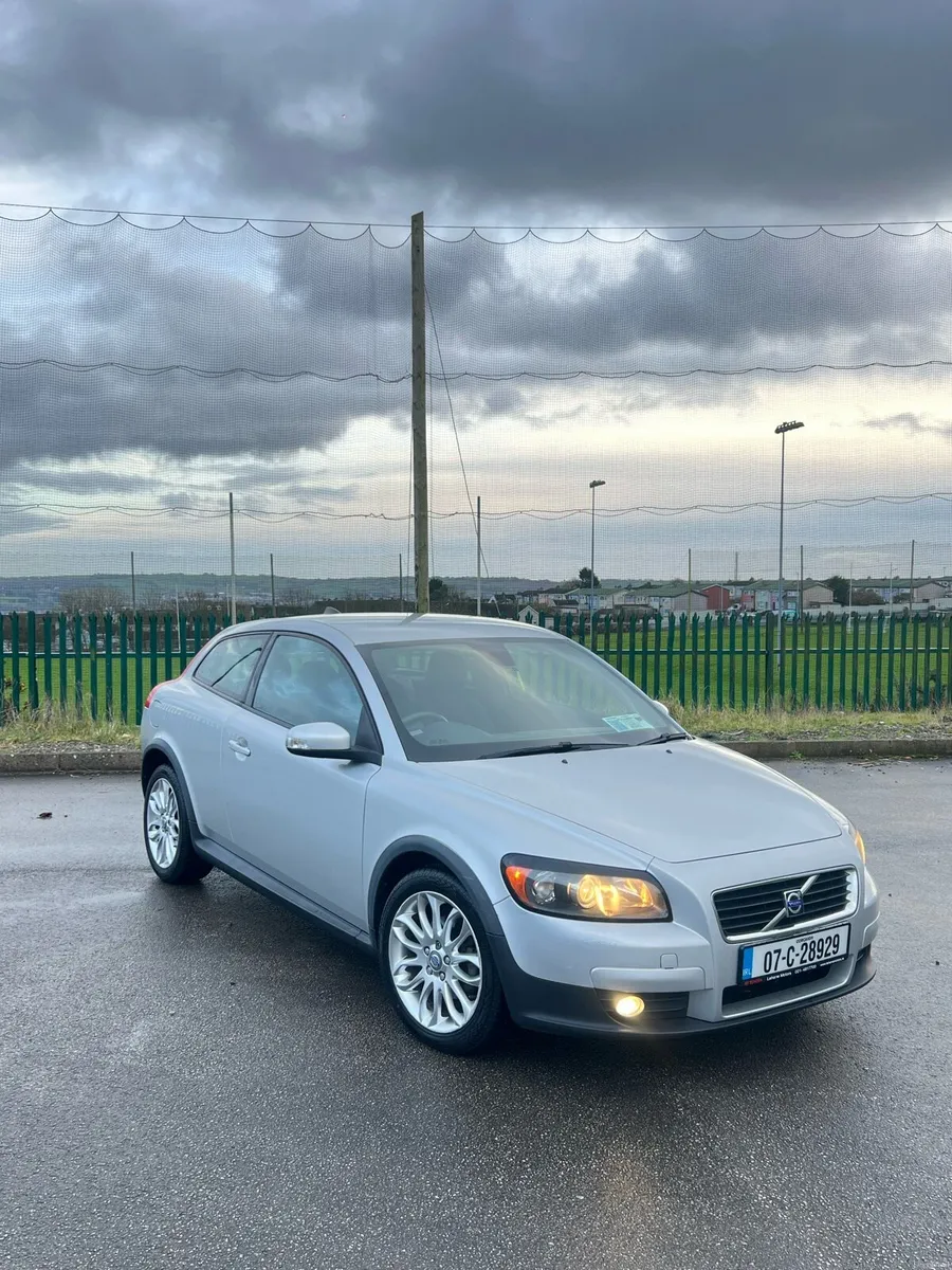 Volvo C30 * LOW MILAGE* - Image 1