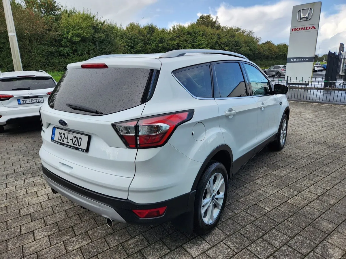Ford Kuga - Image 4