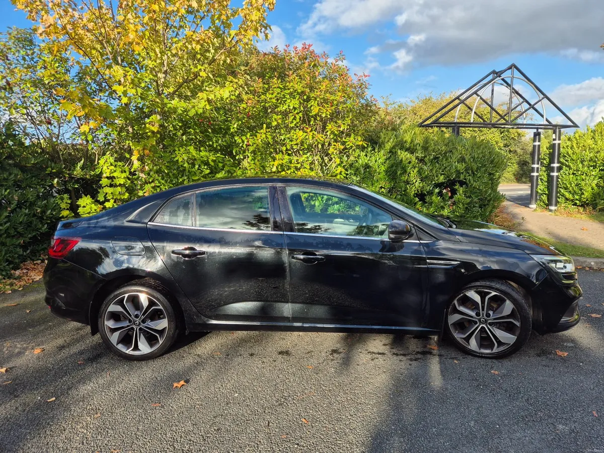 Renault Megane 2017 - Image 2