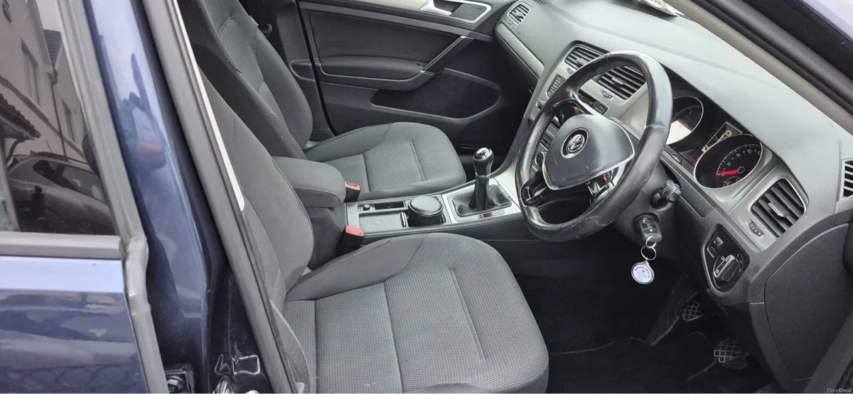 142 Volkswagen Golf 1.6 TDI NCT and Tax - Image 4