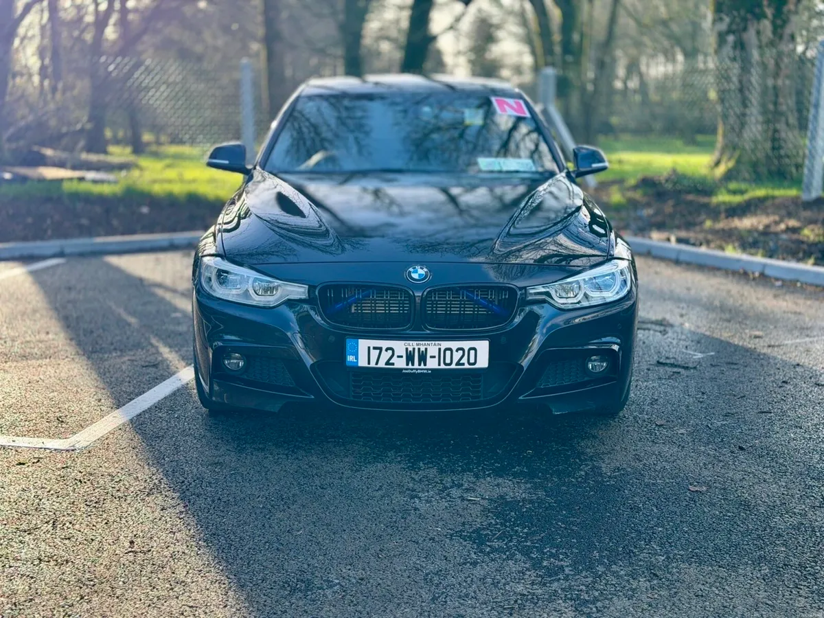 BMW 330e M sport low km - Image 3