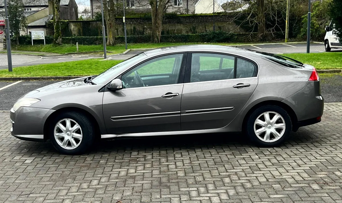 Renault Laguna 2008 1.5 DCI nct 8/26 tax 4/26 - Image 3