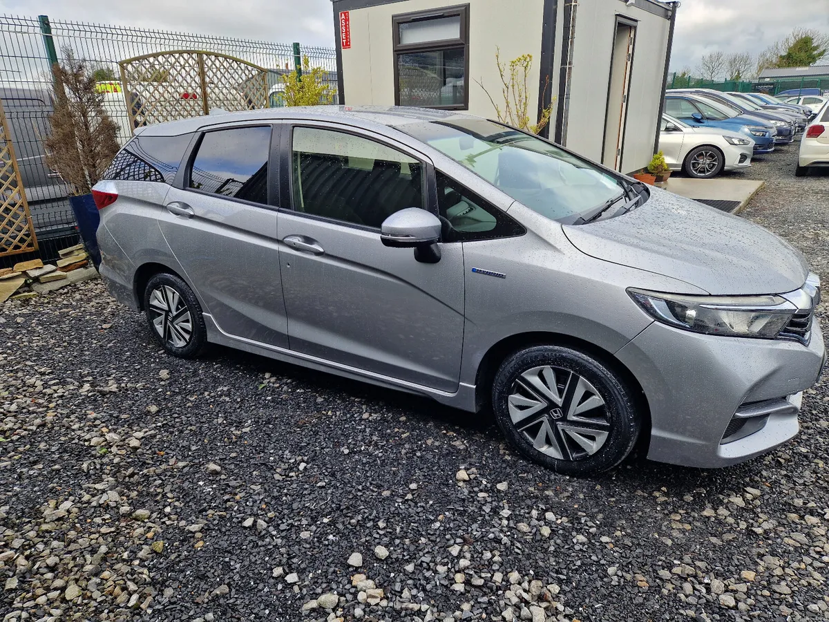 2017 Honda Shuttle Hybrid Nct 03/27 Tax 04/26 - Image 4