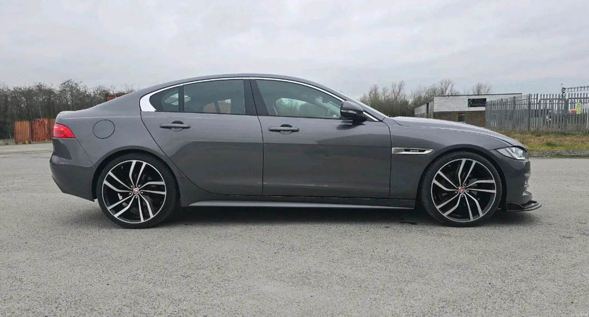 2016 Jaguar XE R-Sport Auto Low Mileage - Image 4