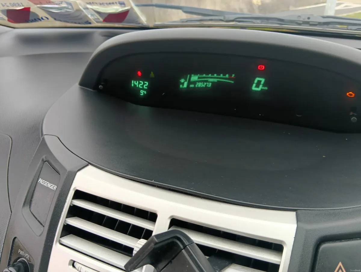 Toyota Yaris 2007 - Image 1