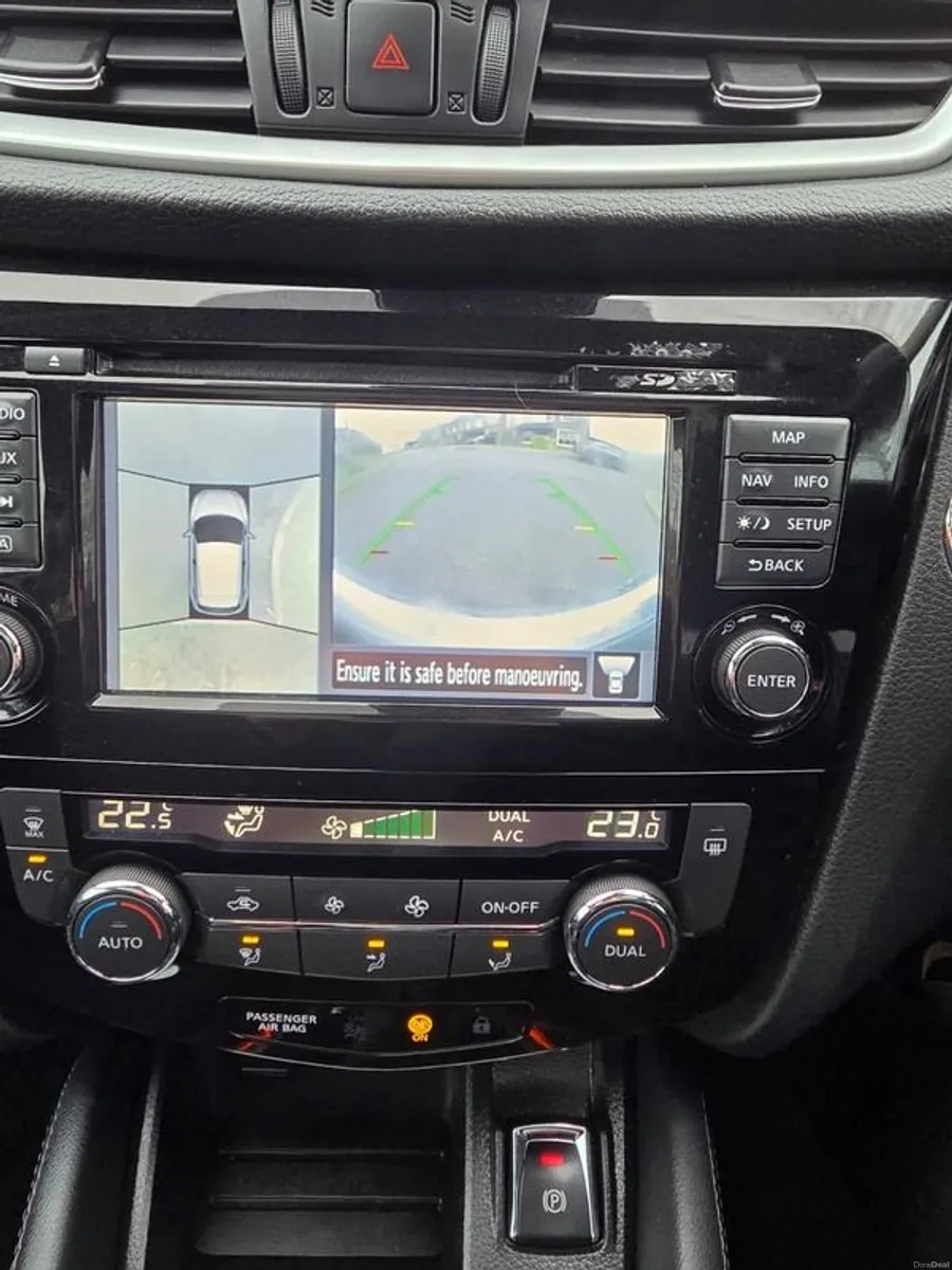 2017 Nissan Qashqai - Image 2