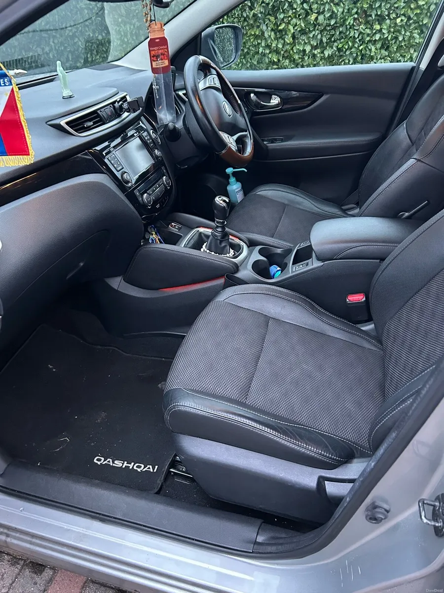 Nissan Qashqai 2014 1.5 diesel - Image 4