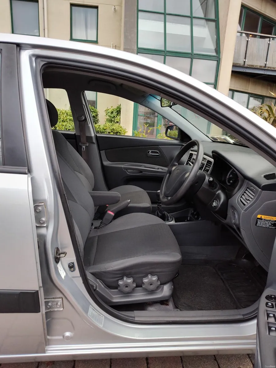 Kia Rio 2006 — NCT 09/2026 - Image 3