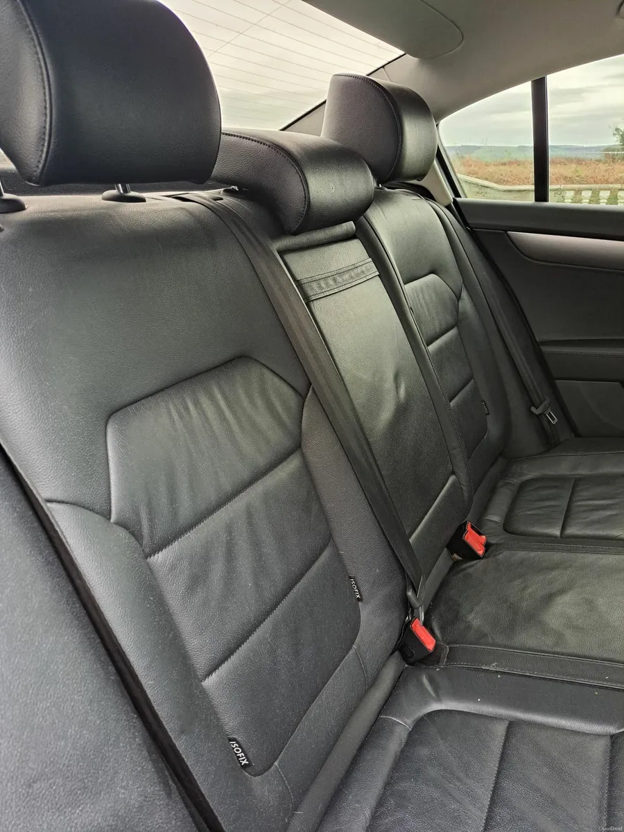 Volkswagen Passat 2014 executive - Image 4