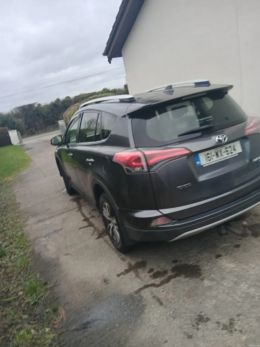 Toyota RAV4 - Image 3