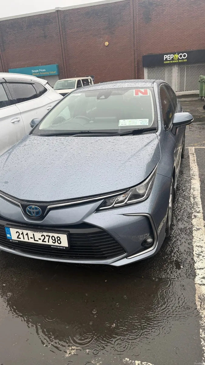 Toyota Corolla Luna 1.8 | 2021 | Hybrid - Image 1