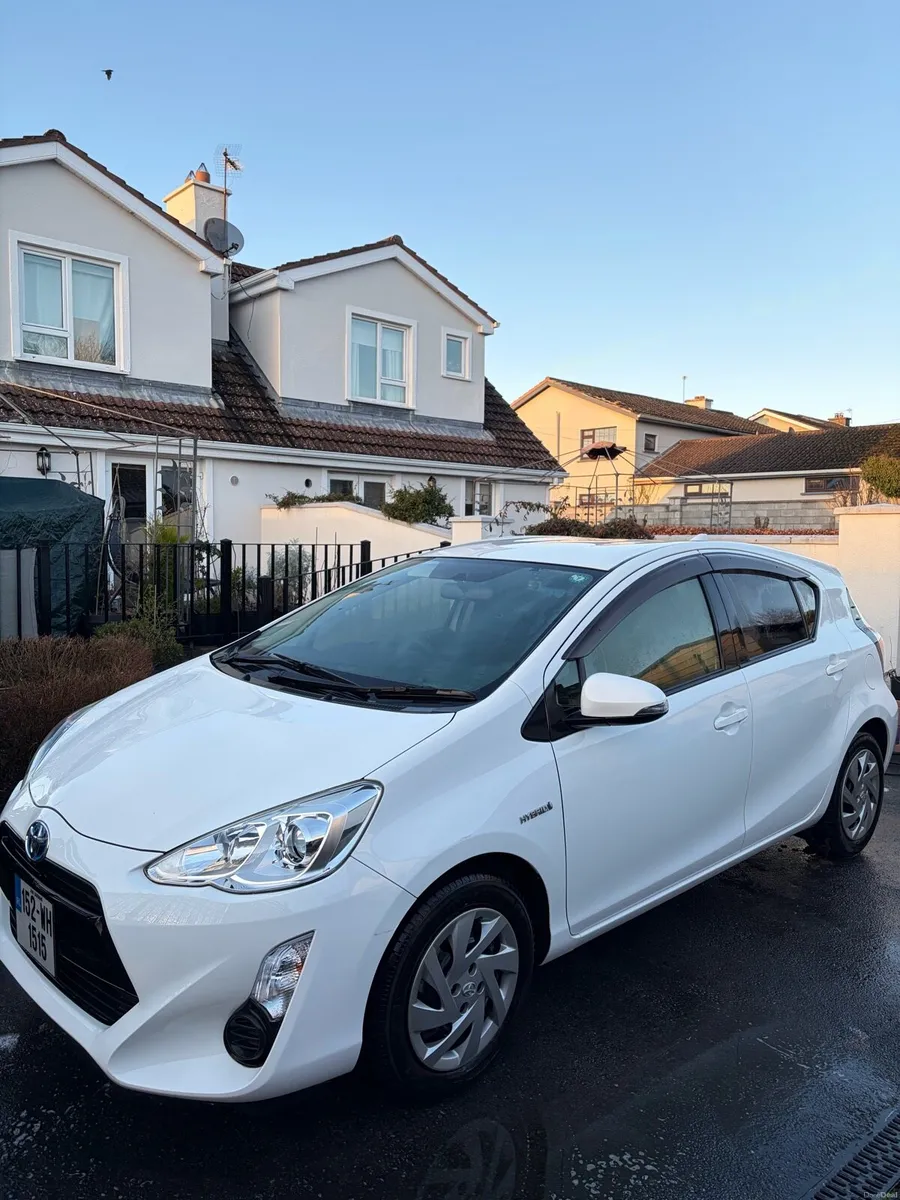 2015 Toyota Aqua Automatic New NCT - Image 3