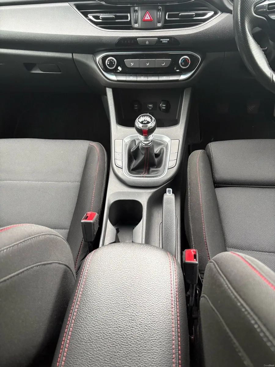 Hyundai i30 Petrol Deluxe N Line - Image 2
