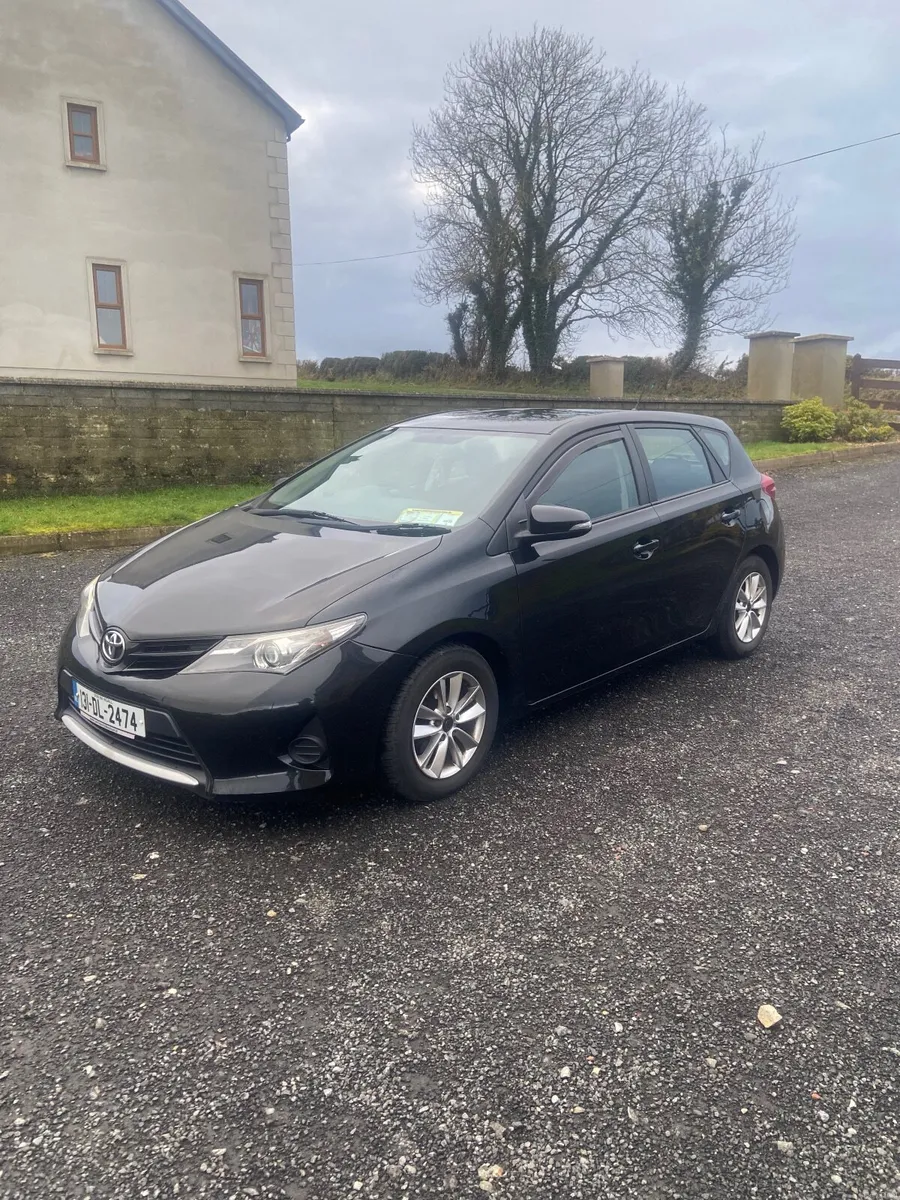 Toyota Auris 2013 - Image 3