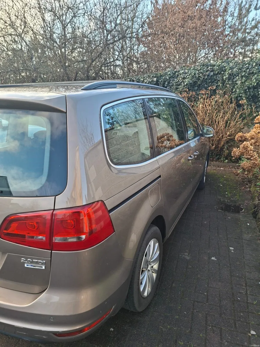 Volkswagen Sharan 2015 - Image 2