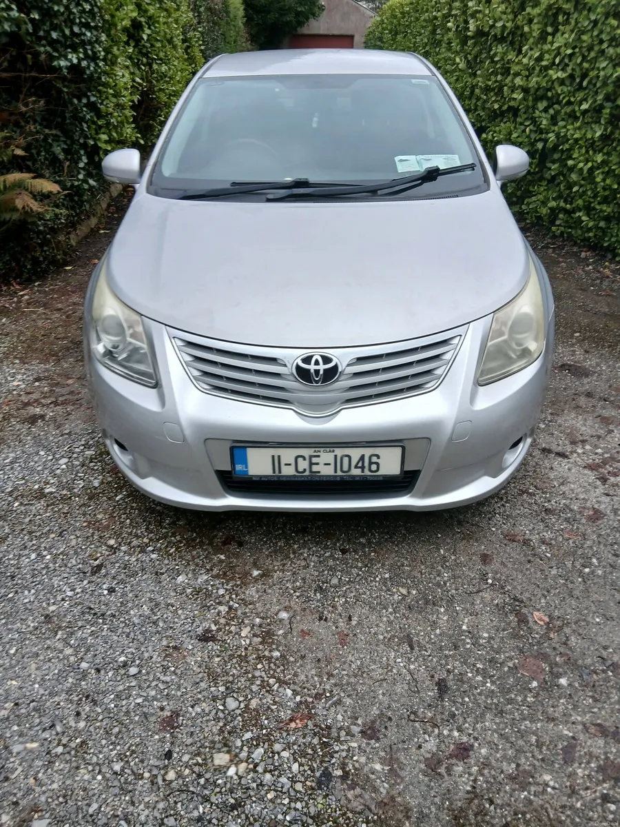Toyota Avensis 2011 - Image 1