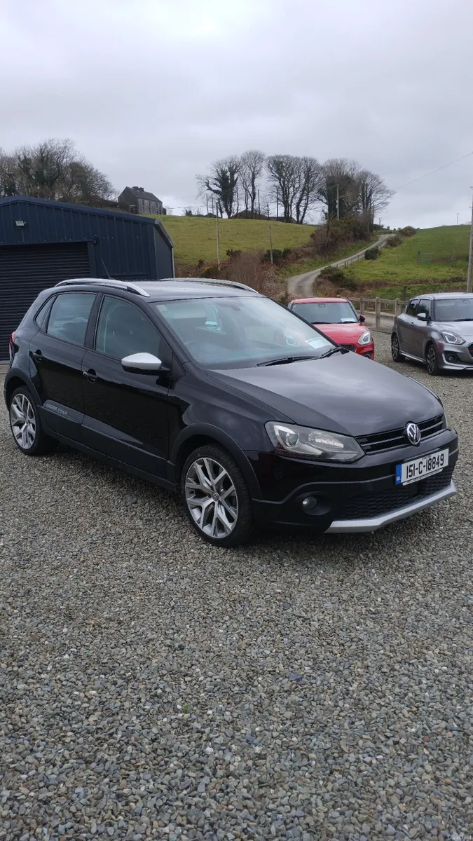 Volkswagen Polo Cross 1.2 2015 Auto. - Image 1