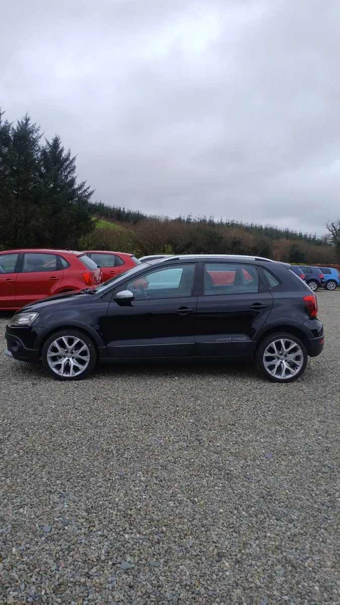 Volkswagen Polo Cross 1.2 2015 Auto. - Image 4