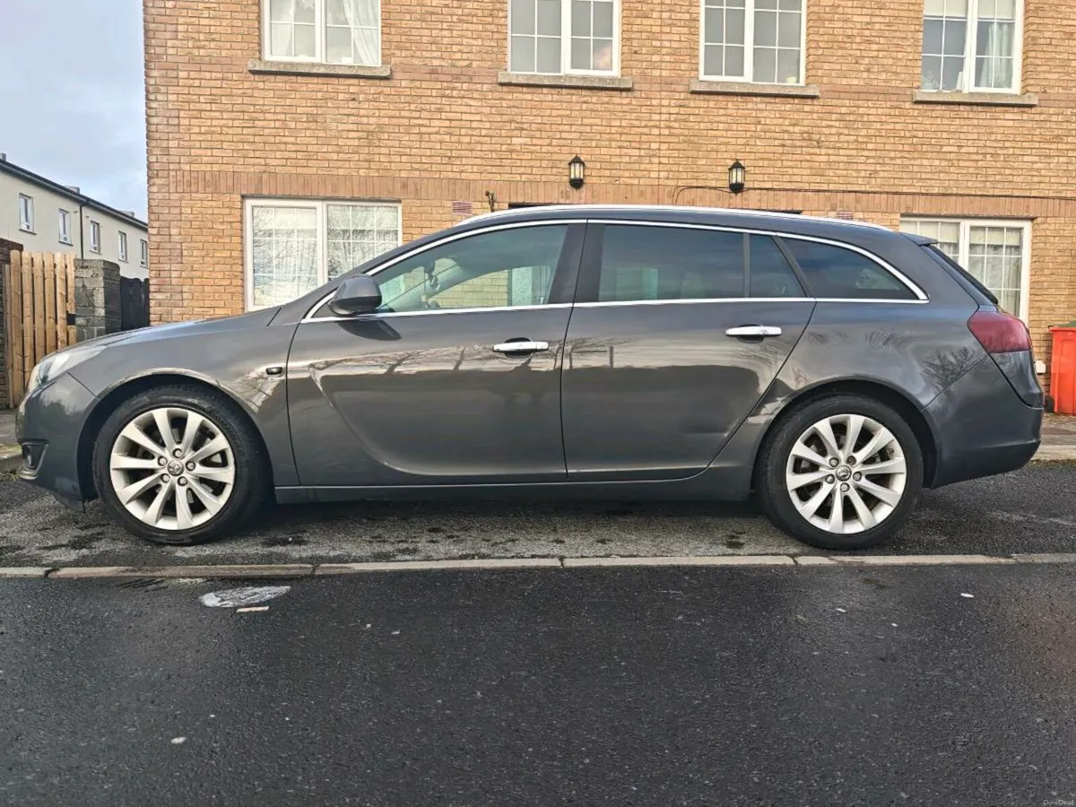 Vauxhall Insignia Ellite 2.0 Diesel *High Specs" - Image 4