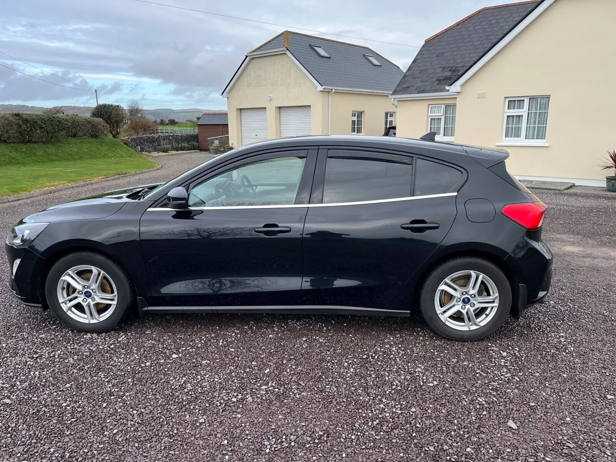 Ford Focus 2021 - Image 1