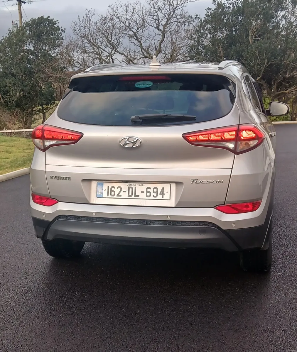 Hyundai Tuscon excutive * full leather interior - Image 4