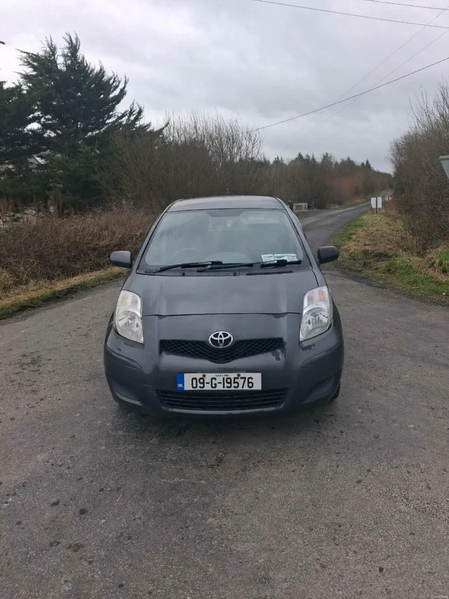 Toyota yaris for sale - Image 2