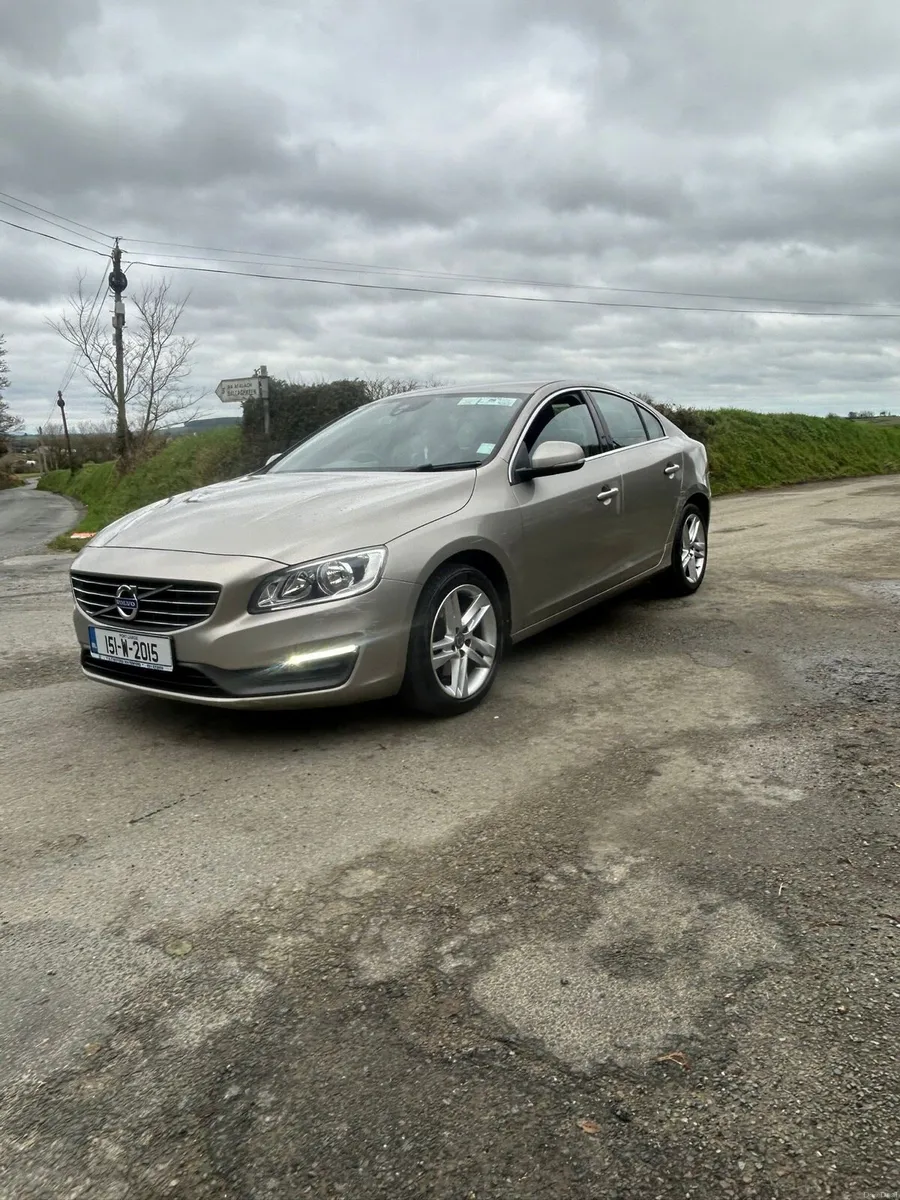 2015 Volvo s60 D2 SE - Image 2