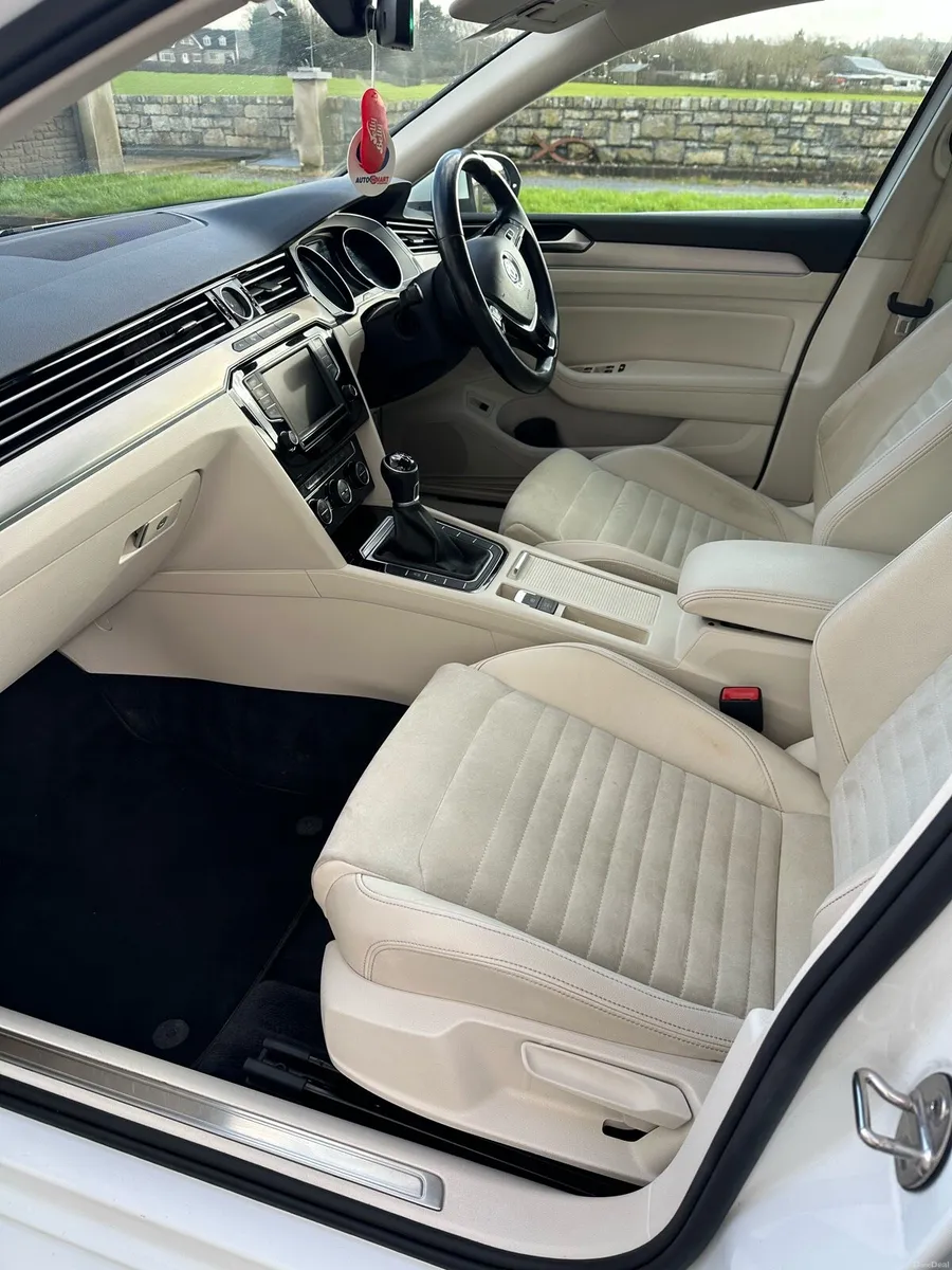 2016 VW Comfortline Passat 1.6 TDI - Image 2
