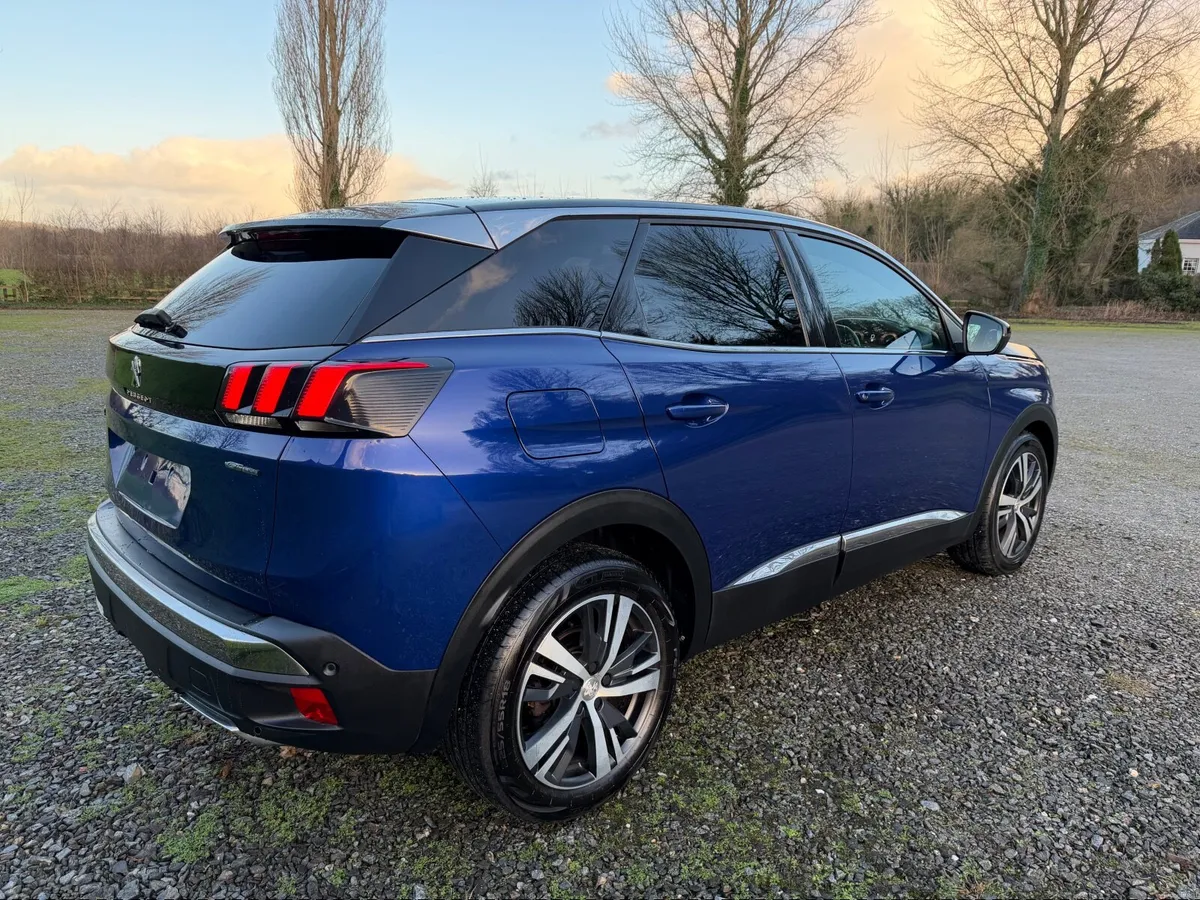 2017 Peugeot 3008 - Image 4