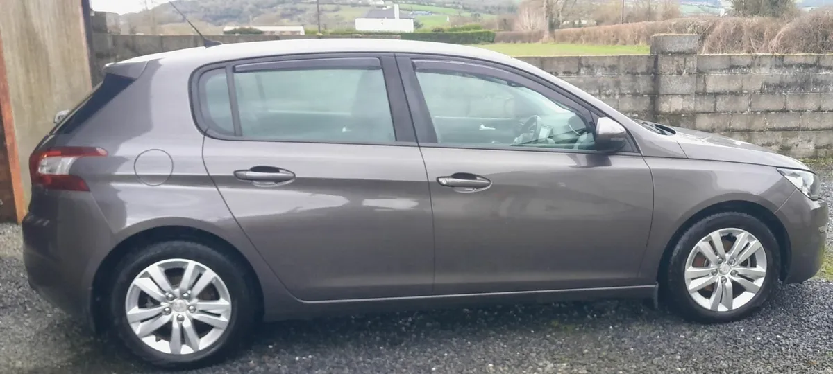 2016 Peugeot 308 1.6 HDI Blue (120) Active 5DR - Image 2