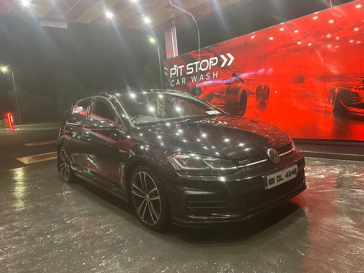 2018 Volkswagen Golf GTD - Image 4