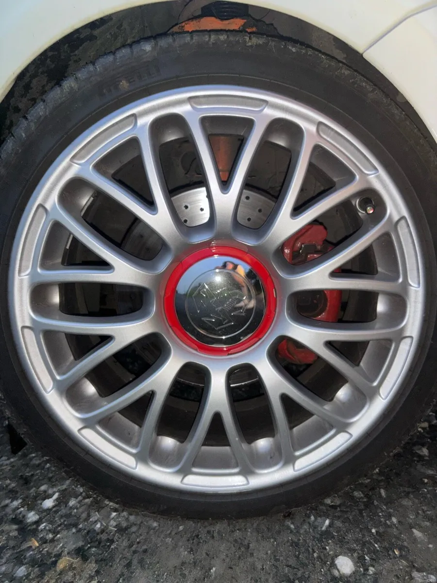 2011 Abarth 500 - Image 4