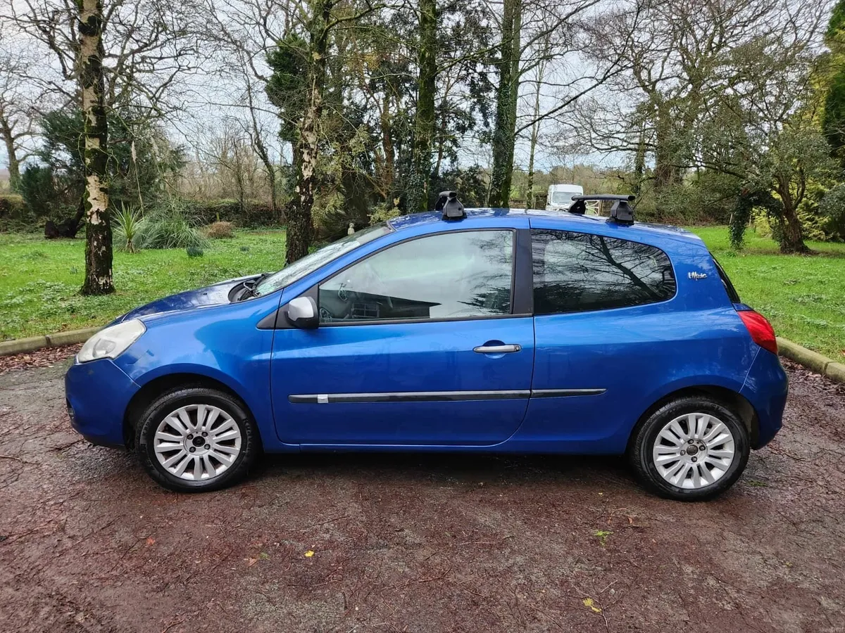 Renault Clio 1.5 dCi 2010 - Image 4