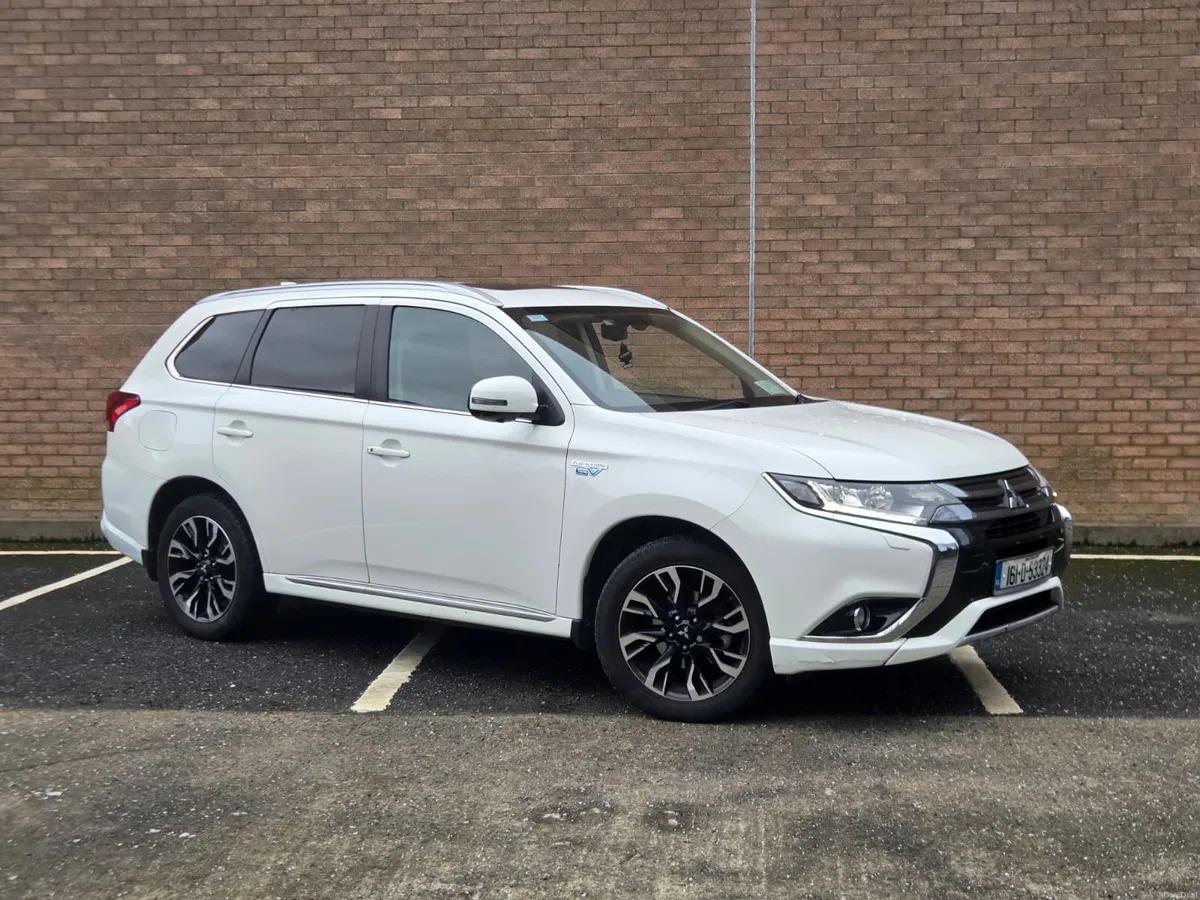 Mitsubishi Outlander 2016 - Image 1