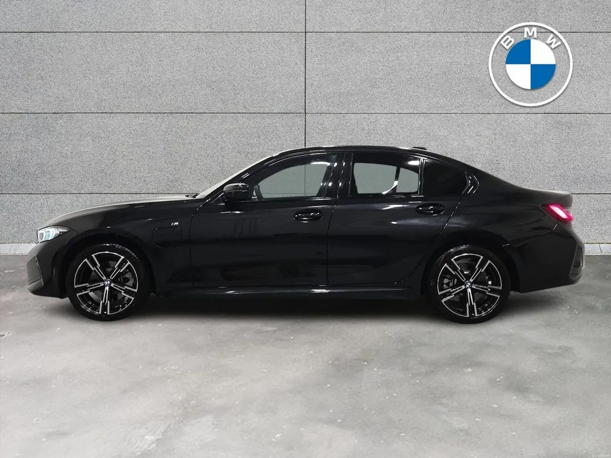 BMW 3-Series 330e M Sport Saloon - Image 3