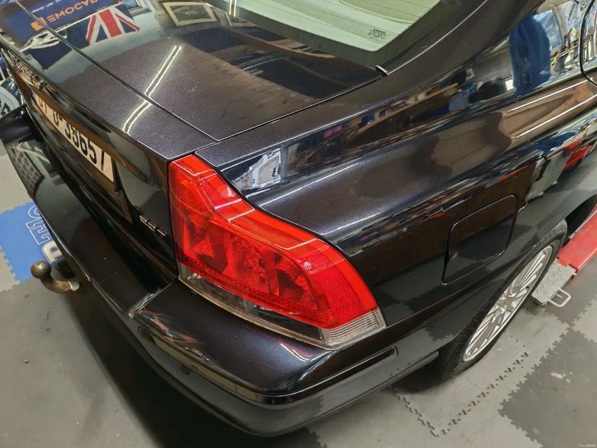 2007 Volvo S60 2.0T - Image 3