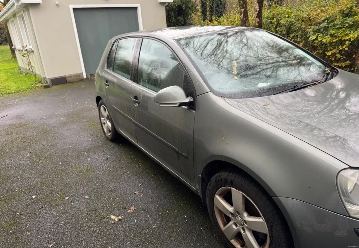 *FOR PARTS* Volkswagen Golf 2004 - Image 3