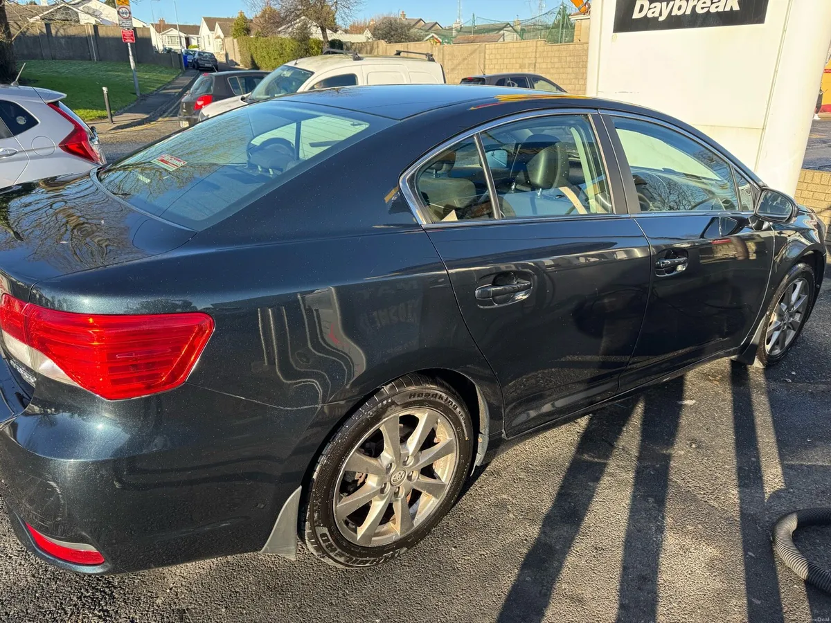Toyota Avensis - Image 3