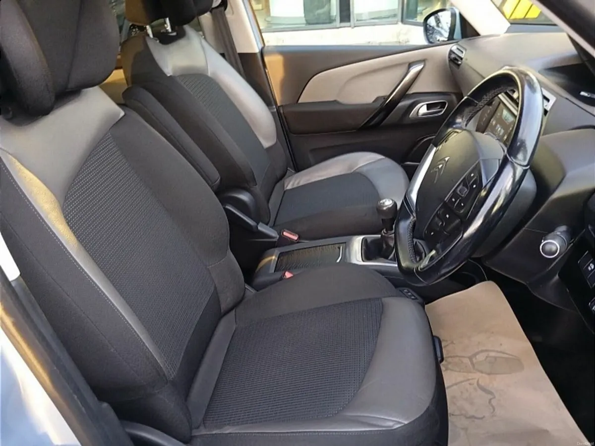 Citroen C4 Exclusive BlueHDi 120 - Image 4