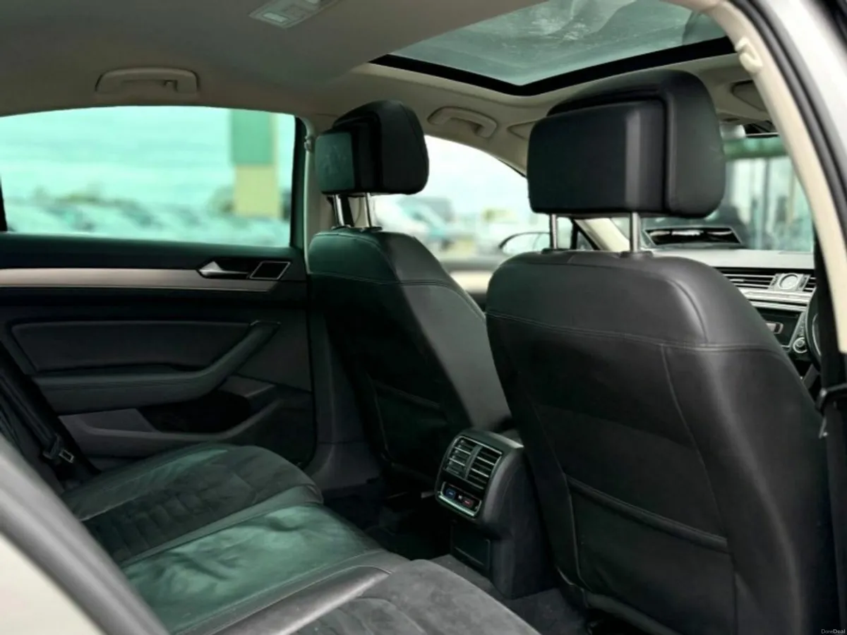 Volkswagen Passat 1.6 TDI 120HP Highline - Image 4