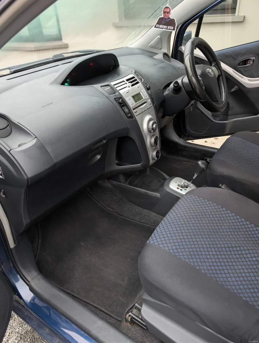 Toyota Yaris 2007 - Image 3